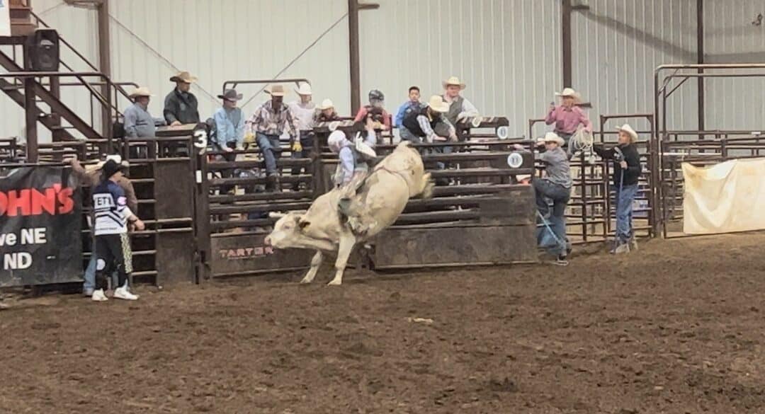 Junior High Rodeo Races to Finish Line